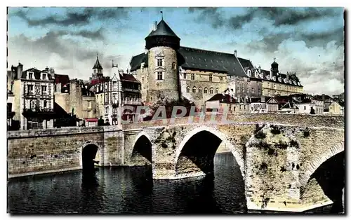 Ansichtskarte AK LaVal Le Vieux Pont et le Chateau