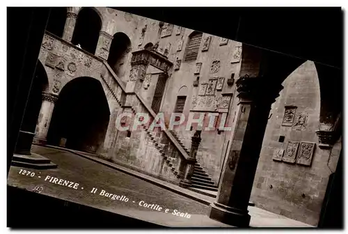 Ansichtskarte AK Firenze Bargello Cortile E Scala