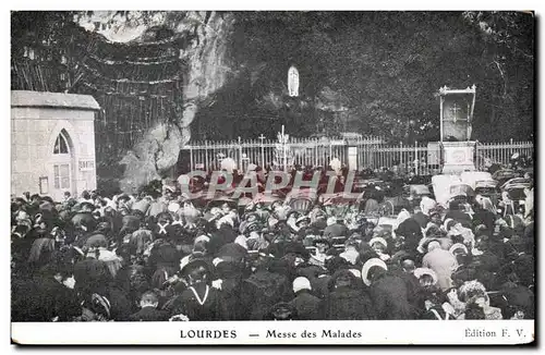 Cartes postales Lourdes Messe Des Malades