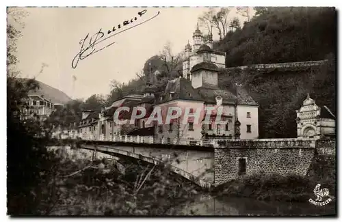 Cartes postales Betharram Le College L&#39Eglise et Le novuveau Pont