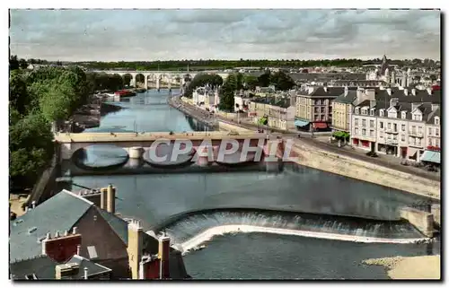 Ansichtskarte AK Laval Panorama De La Mayenne Et Des Quais