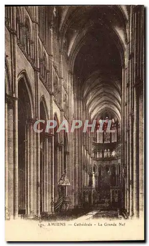 Cartes postales Amiens Cathedrale La Grande Nef