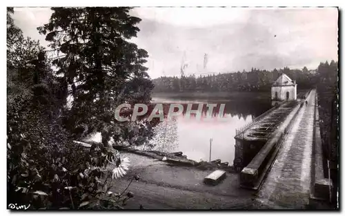 Cartes postales moderne La Nievre Touristique En Morvan Le Lac Des Settons