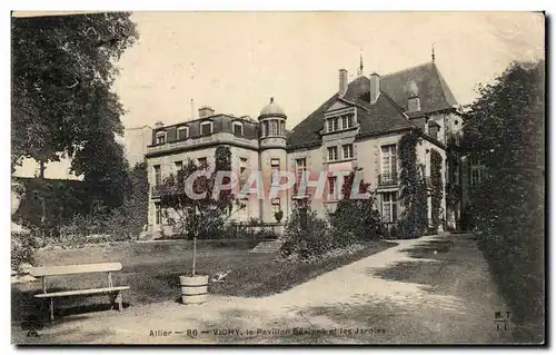 Cartes postales Vichy Pavillon Sevigne et les Jardins