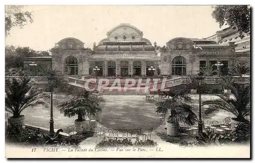 Cartes postales Vichy La Facade du Casino Vue sur Le Parc