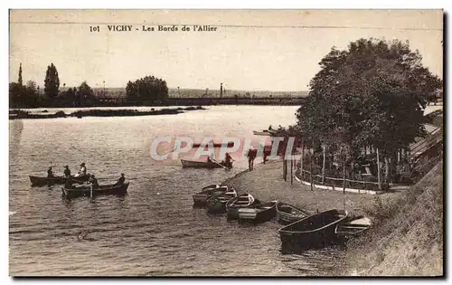 Cartes postales Vichy Les Bords de l&#39Allier Barques