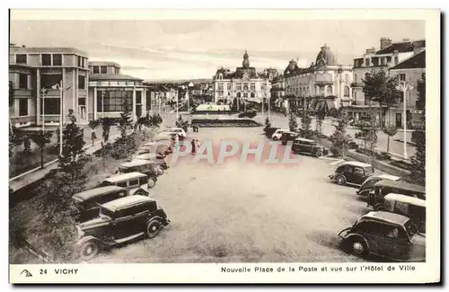 Ansichtskarte AK Vichy Nouvelle Place de la Poste et vue sur l&#39Hotel de Ville