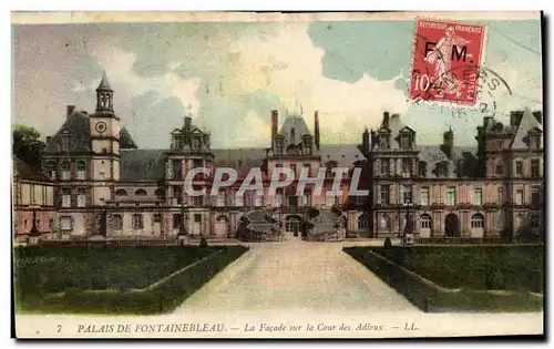 Ansichtskarte AK Palais De Fontainebleau La Facade sur la Cour des Adieux