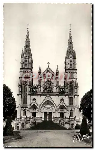 Cartes postales La Chapelle Montligeon La Basilique