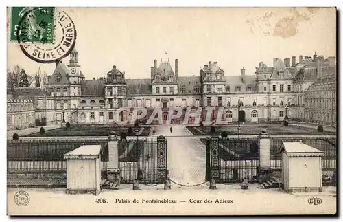 Ansichtskarte AK Palais De Fontainebleau Cour Des Adieux