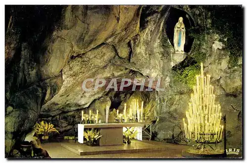 Cartes postales moderne Lourdes La Grotte Miraculeuse