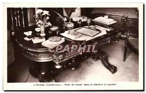 Ansichtskarte AK Musee Clemenceau Table de travail dans la chambre a coucher