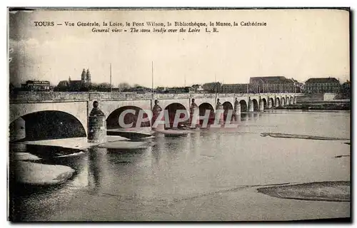 Ansichtskarte AK Tours Vue Generale la Loire le Pont Wilson la Bibliotheque le Musee la Cathedrale