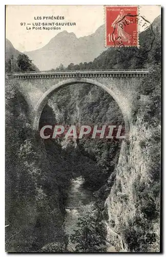 Ansichtskarte AK Les Pyrenees Luz Saint Sauveur Le Pont Napoleon