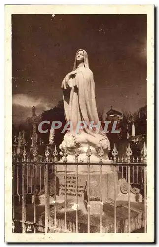 Ansichtskarte AK Statue Erigee Au Cimetiere Des Carmelites De Lisieux