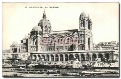 Ansichtskarte AK Marseille La Cathedrale