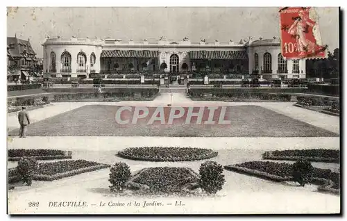 Cartes postales Deauville Le Casino et les jardins