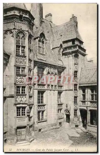 Ansichtskarte AK Bourges Cour du Palais Jacques Coeur