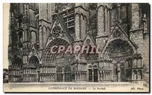 Cartes postales Cathedrale De Bourges Le Portail