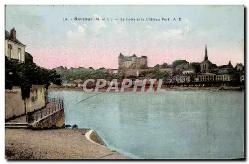 Cartes postales Saumur La Loire et le Chateau Fort