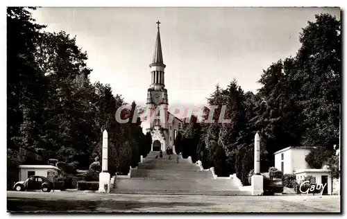 Cartes postales moderne Bagnoles De L&#39orne L&#39eglise