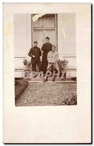 CARTE PHOTO Pretre Soldats Militaria