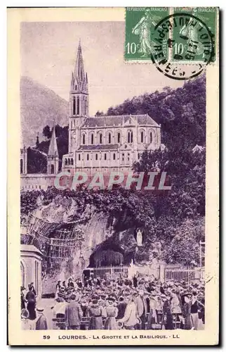 Cartes postales Lourdes La Grotte Et La Basilique