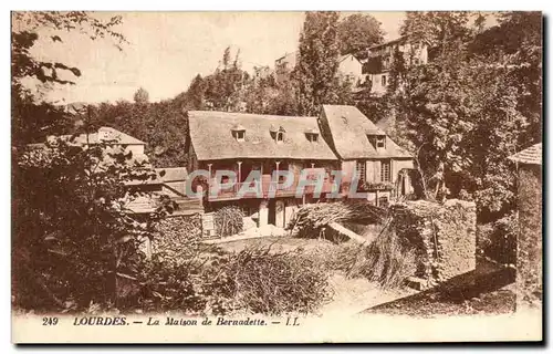 Cartes postales Lourdes La Maison de Bernadette