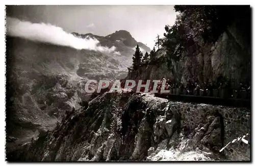 Cartes postales moderne Vallee D&#39Ossau En route pour le lac d&#39Artouste