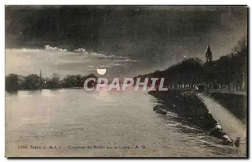 Cartes postales Tours Coucher de Soleil sur la Loire