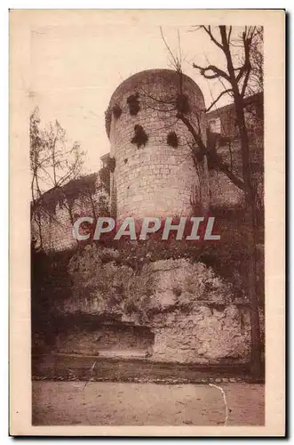 Ansichtskarte AK Angouleme Hiostorique Dans le Jardin Vert Tour Ronde des Anciens Remparts