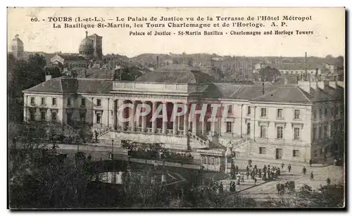 Cartes postales Tours Le Palais de Justice Vu de la Terrasse de L&#39Hotel Metropol La Basilique St Martin les T