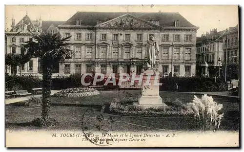 Cartes postales Tours Le Musee et le Square Descartes