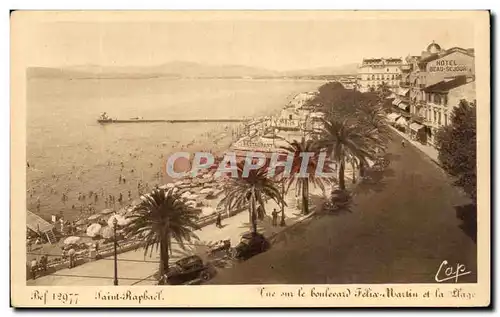 Cartes postales Saint Raphael Vue sur le boulevard Felix Martin et la plage