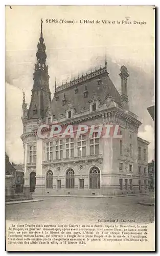 Cartes postales Sens L'Hotel de Ville et la Place Drapes