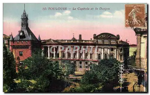 Cartes postales Toulouse Le Capitole et le Donjon