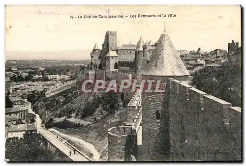 Cartes postales La Cite de Carcassonne Les Remparts et la Ville