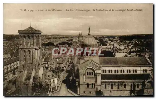 Cartes postales Tours A Val D&#39oiseau La Tour Charlemgne La Catbedrale et La Basilique