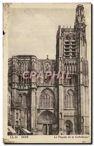 Cartes postales Sens la Facade de la Cathedrale