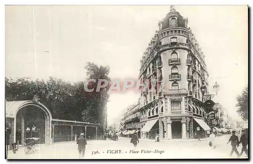 Cartes postales Vichy Place Victor Hugo