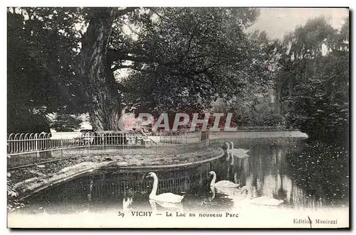 Cartes postales Vichy Le Lac au Nouveau Parc Cygnes