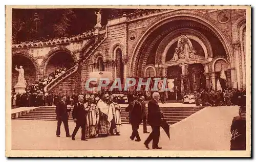 Ansichtskarte AK Lourdes Benediction Du Saint Sacrement devant le rosaire