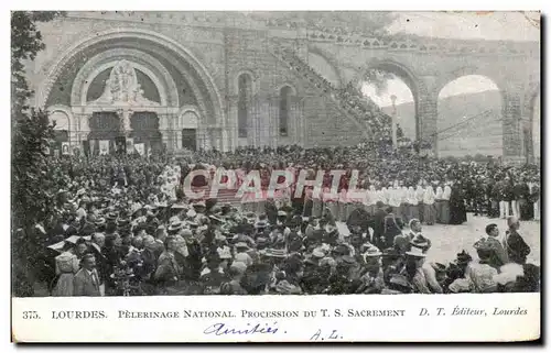 Ansichtskarte AK Lourdes Pelerinage National Procession du TS Sacrement