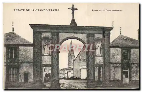 Cartes postales Abbaye De La Grande Trappe Porte de la Cour Interieur