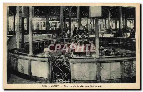 Cartes postales Vichy Source de la Grande Grille