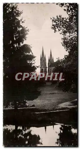 Cartes postales Pontmain La Basilique et l&#39Etang
