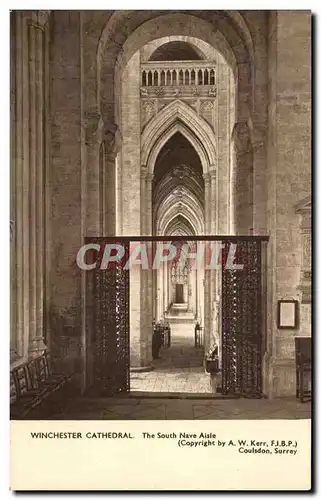 Ansichtskarte AK Winchester Cathedral The South Nave Aisle surrey