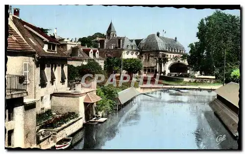 Cartes postales moderne Vierzon Les Bords de I&#39Yevre vers I&#39Auditorium