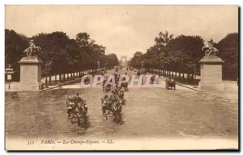 Cartes postales Paris Les Champs Elysees Caleches