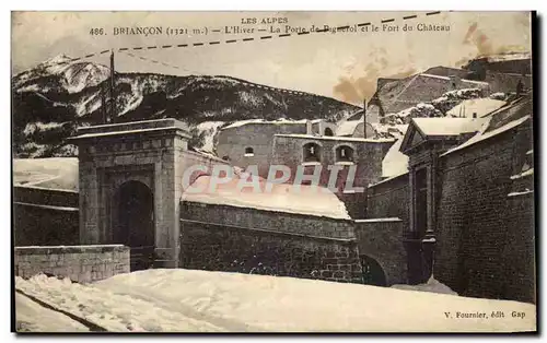 Ansichtskarte AK Briancon L&#39Hiver La Porte de Bignerol et le Fort du Chateau